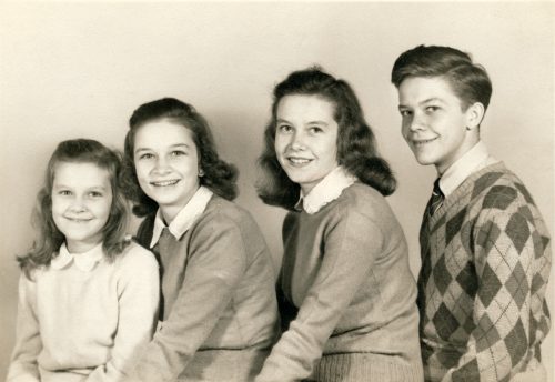 Schultz kids 1944